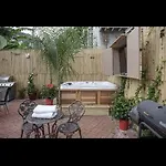 Magazine Mansion Motel 3*