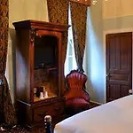 Lafitte & Bar