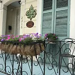 La Dauphine Bed And Breakfast