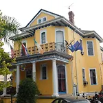 Hostel India House