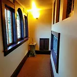 Lions Bed & Breakfast 3*