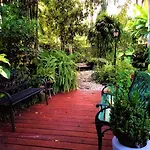 Bed & Breakfast Lions 3*