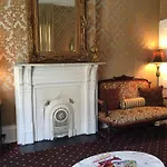 Hotel Nine-o-five Royal 3*