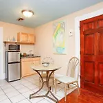 Bed & Breakfast Balcony New Orleans