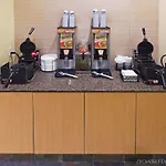 Hotel La Quinta & By Wyndham Downtown 3*