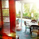 Lion's Hotel