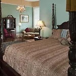 Hotel Avenue 2*