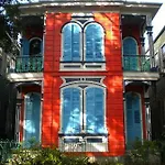 La Belle Esplanade Bed & Breakfast 3*