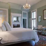 Sully Mansion