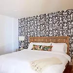 Hotel Sonder The Esplanade 3*