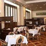 Hilton / St. Charles Avenue