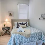 7 Bedroom - Sleeps 14! Next To Bourbon Street *