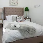 7 Bedroom - Sleeps 14! Next To Bourbon Street Villa New Orleans