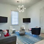 7 Bedroom - Sleeps 14! Next To Bourbon Street * New Orleans