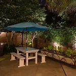 Villa Five Br - Sleeps 10! Steps From French Quarter New Orleans