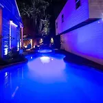 Villa Five Br - Sleeps 10! Steps From French Quarter