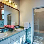 7 Bedroom - Sleeps 14! Next To Bourbon Street New Orleans