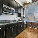 Spacious - Close To Nola Art & Culture Apartment