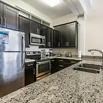 Spacious - Close To Nola Art & Culture Apartment