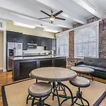 Spacious - Close To Nola Art & Culture Apartment