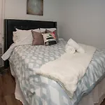 Inn 4 Bedroom - Sleeps 8! Celebrity Next To Frenchman St
