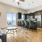 Stunning - Near Fq And Bourbon Aparthotel 4*