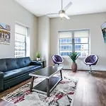 Modern & Fully Furnished In The Heart Of The *