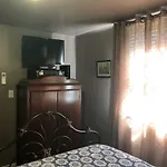 Inn Creole