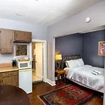 Rathbone Mansions Hotel 3*