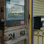 Balcony Bed & Breakfast