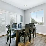 Lovely 3Br Next To City Park