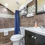 Modern 4br Penthouse In Downtown By Hosteeva Aparthotel