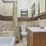 Aparthotel Modern 4br Penthouse In Downtown By Hosteeva New Orleans