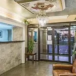 Country & By Radisson, I-10 East, La Hotel New Orleans