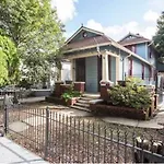 Historic Modern Uptown Ll Apartment