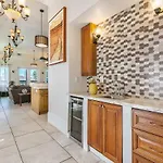Spacious 4br On Carondelet Near Hot Spo * New Orleans