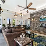 Spacious 4br On Carondelet Near Hot Spo Apartment *