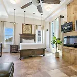 Spacious 4br On Carondelet Near Hot Spo * New Orleans