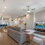 Fully-furnished Townhouse With Luxury Amenities New Orleans