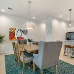 Holiday home 4br Townhouse In Bienville New Orleans