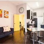 Modern Blocks From Quarters Apartment