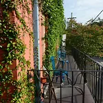 Frenchmen Hotel 3*