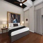 The Marquee, Ascend Collection Hotel 2*