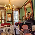 Bed & Breakfast Parisian Courtyard 3*