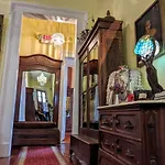 Parisian Courtyard Bed & Breakfast