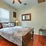 Holiday home 5 Mi To Bourbon Street: Nola *