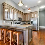 Cozy And Charming House Close To St Charles Ave *