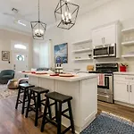 Holiday home Urban Retreat Near French Quarter *
