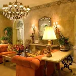 Bienville House Hotel 3*