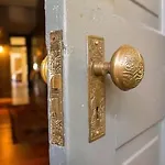 Hotel Sully Mansion 3*